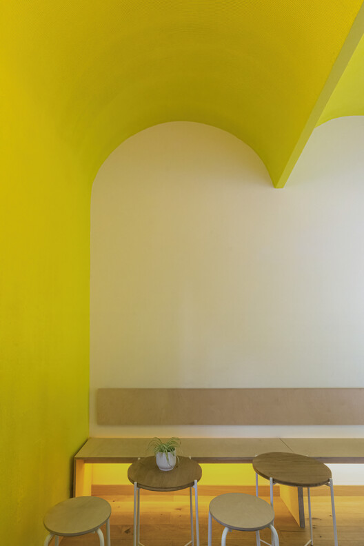 慕尼黑香蕉冰淇淋店丨德国慕尼黑丨Martino Hutz Architecture-18