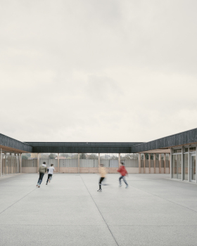 Collège d’Orlinde Bretenou· 中学丨法国
