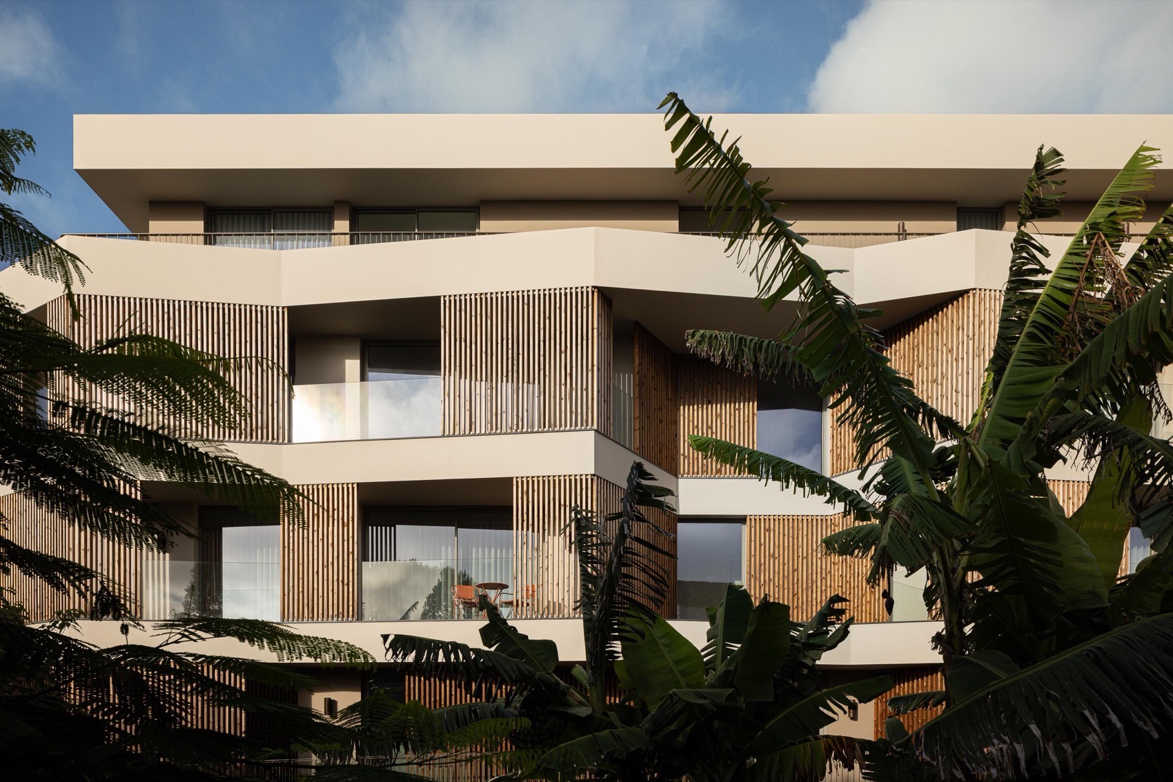 ERNESTO DO CANTO住宅区丨葡萄牙蓬塔德尔加达丨BOX arquitectos-151