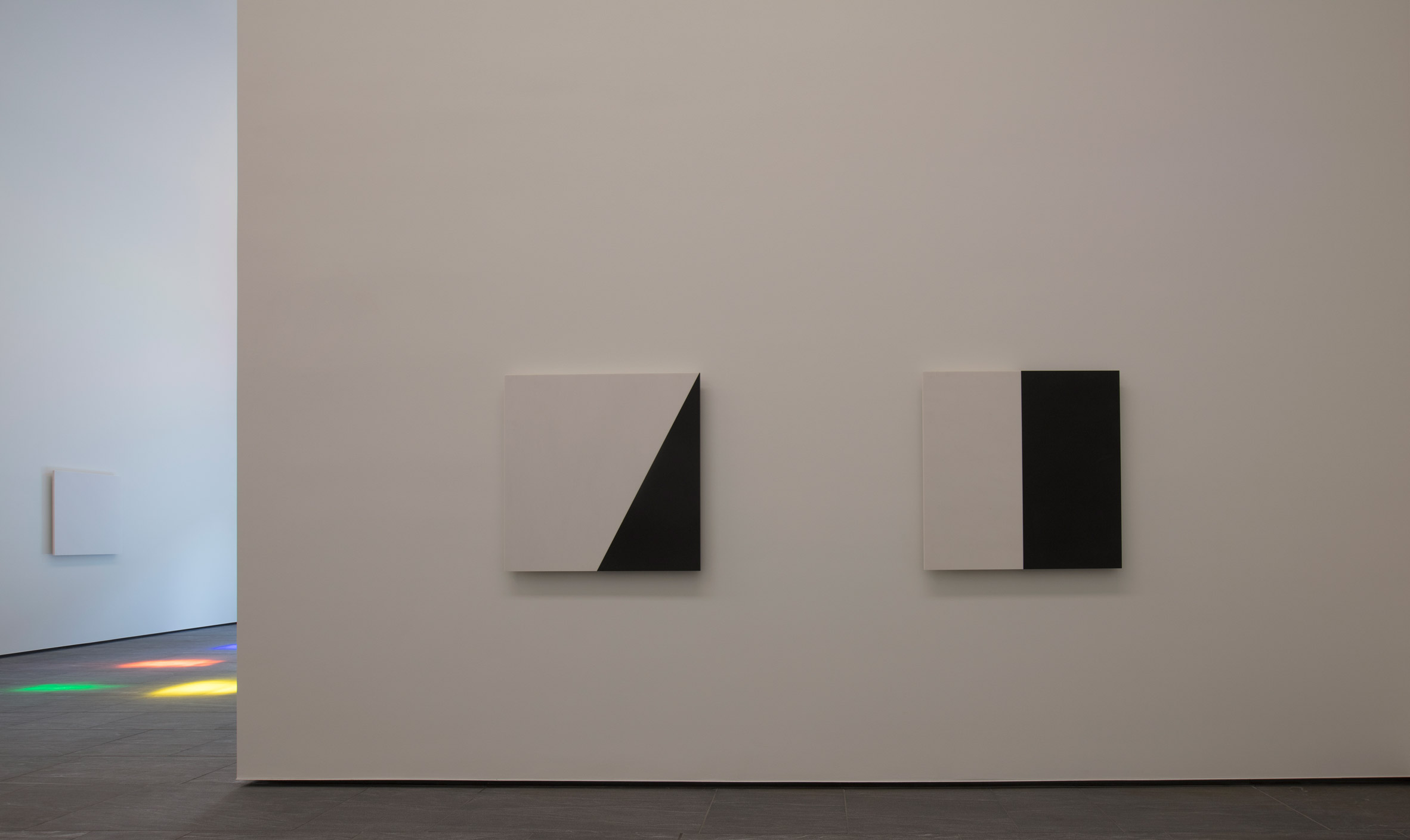 Rainbow windows pattern Ellsworth Kelly's minimal Austin pavilion-15