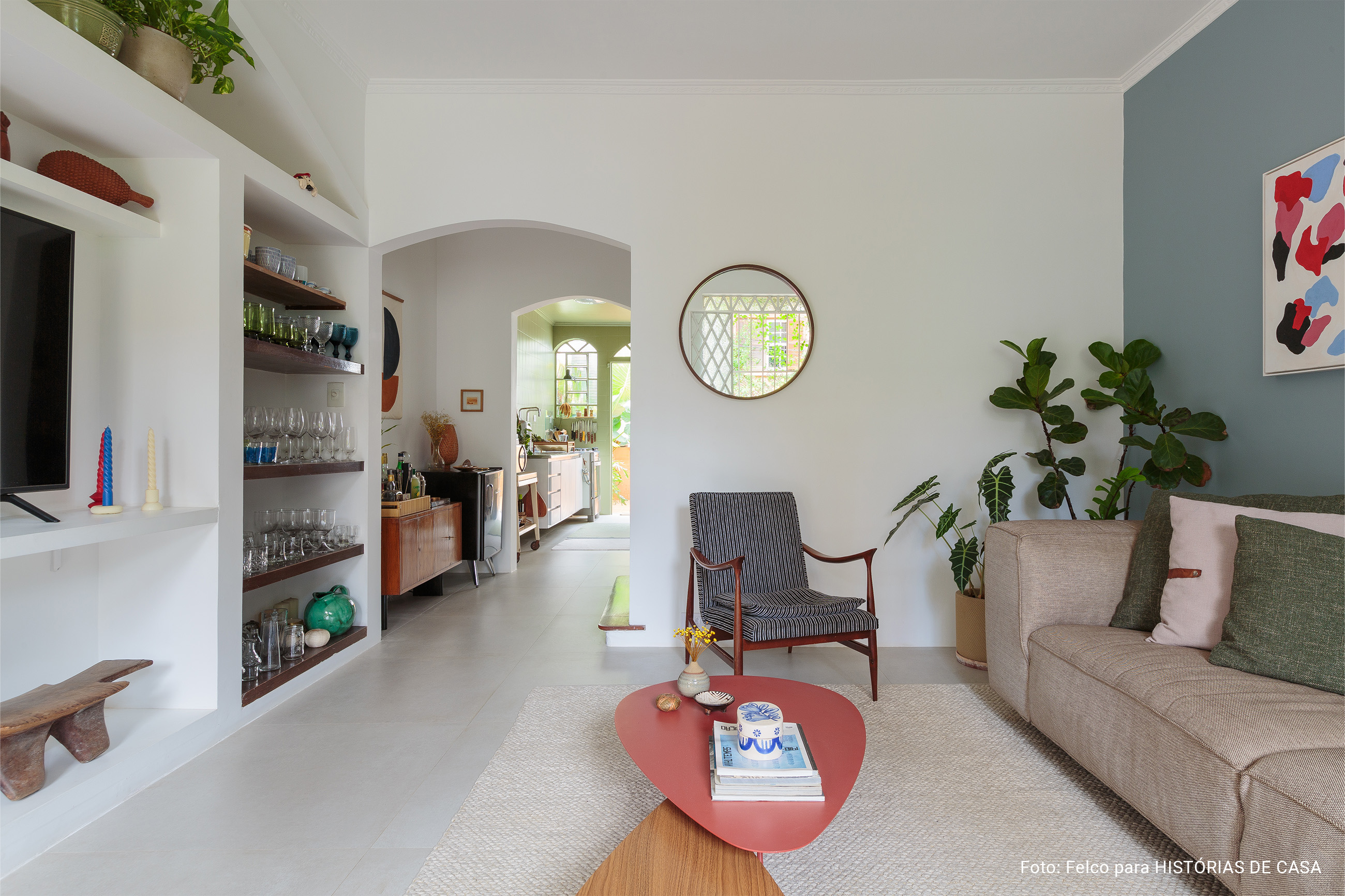 2024年度色彩翻新的别墅住宅-19