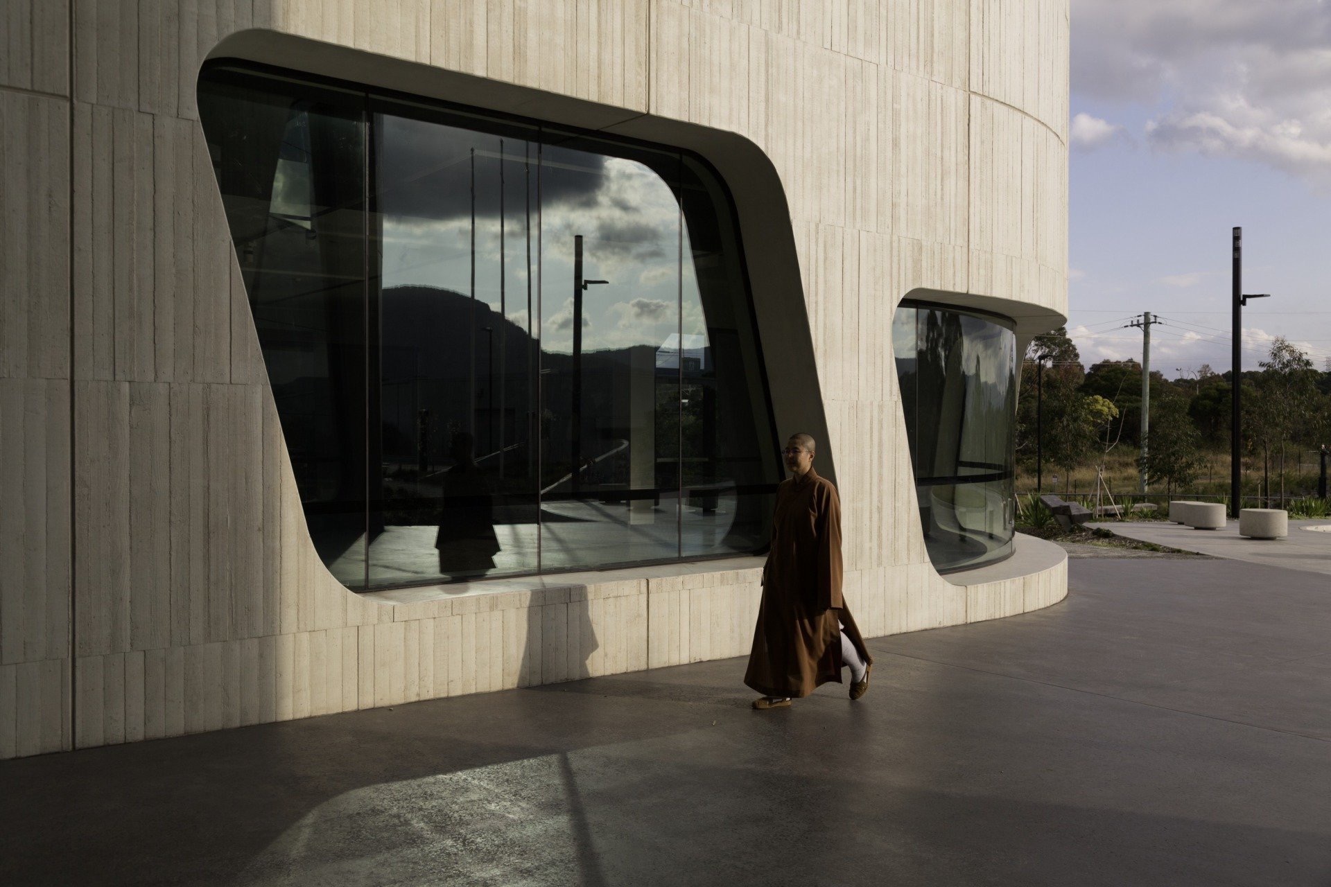 通过桥廊连通学习空间-5