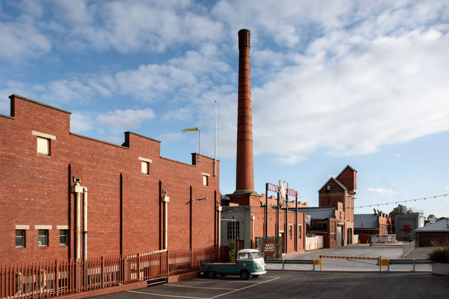 小生物啤酒厂丨澳大利亚吉朗丨Robert Simeoni Architects-21