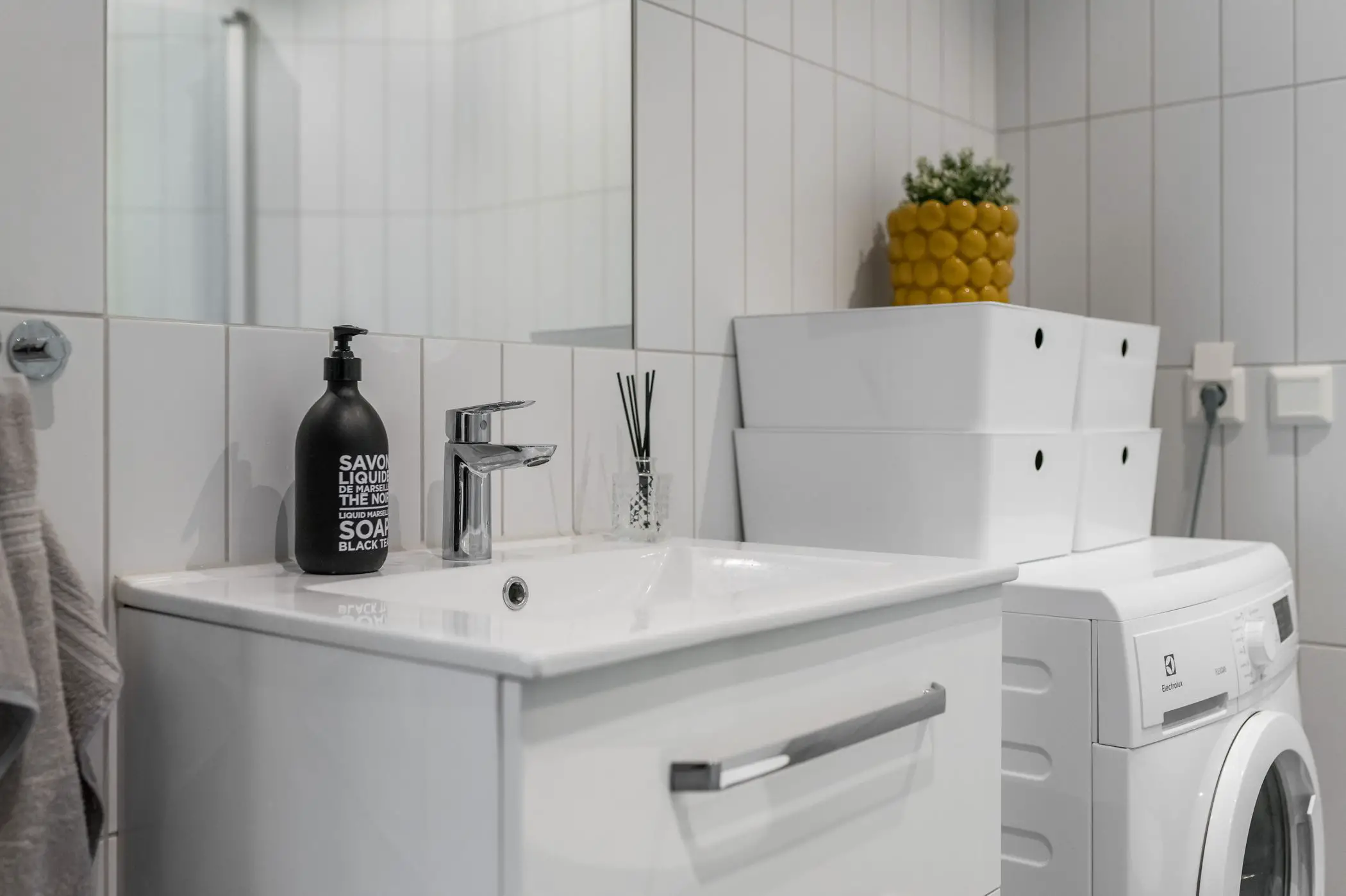 35m2 灰色调瑞典工作室公寓设计-10