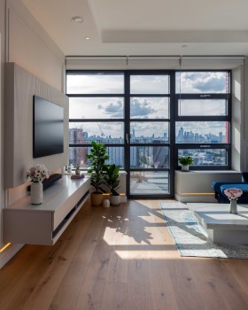 LCI Defoe House Apartment