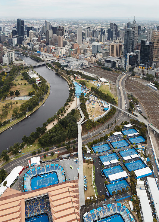 Tanderrum Pedestrian Bridge  John Wardle Architects  + NADAAA + Oculus-1