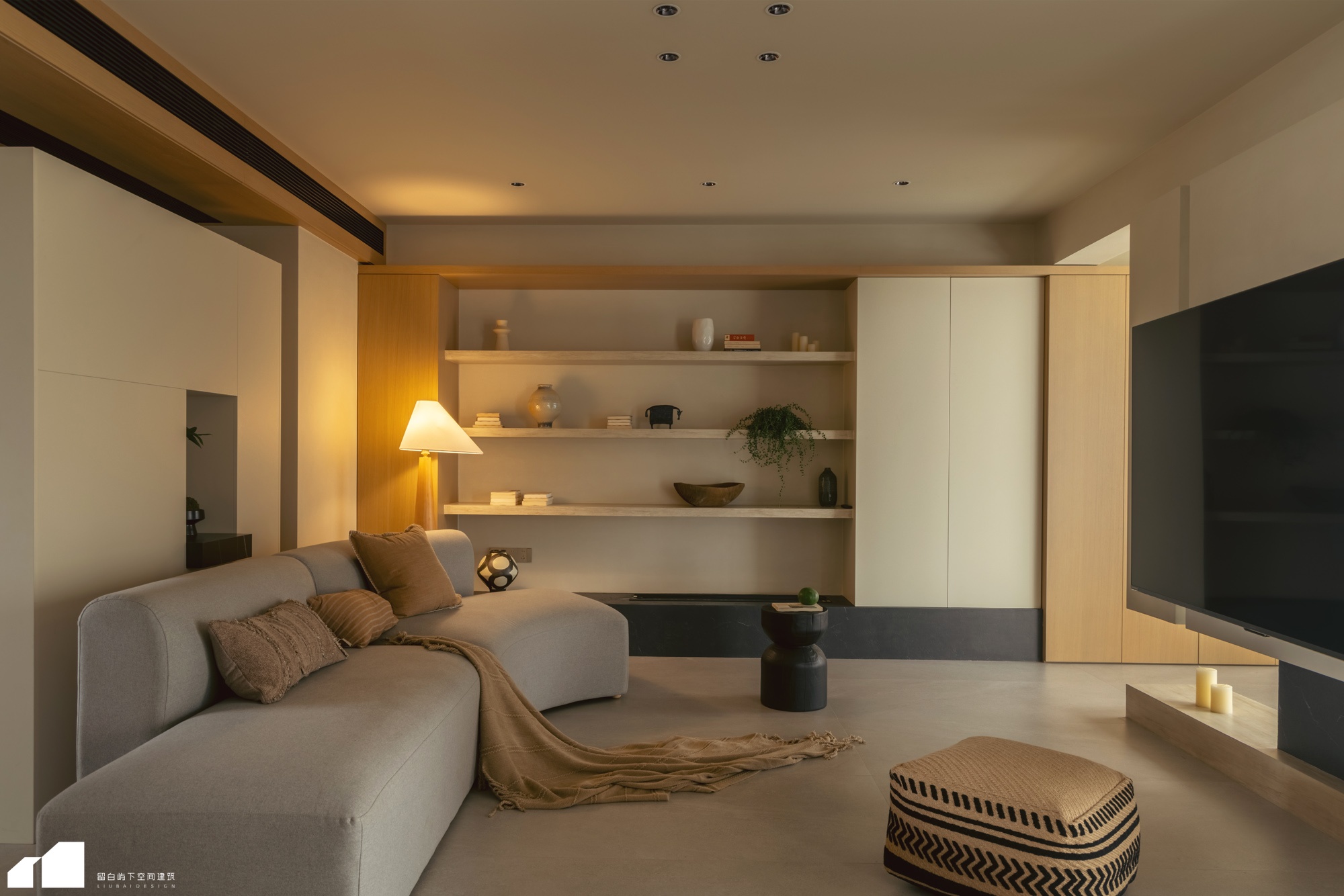 留白.实景  平衡之美-1