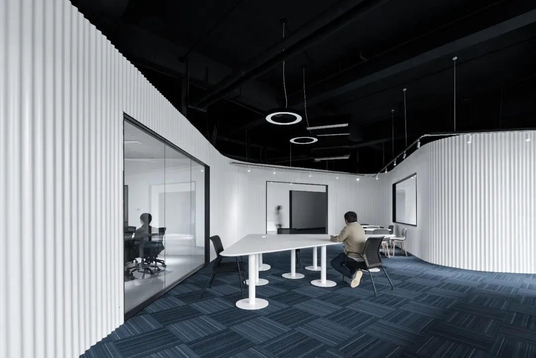 重庆消费品研究院办公室丨中国重庆丨杭州植田建筑室内设计工作室-25