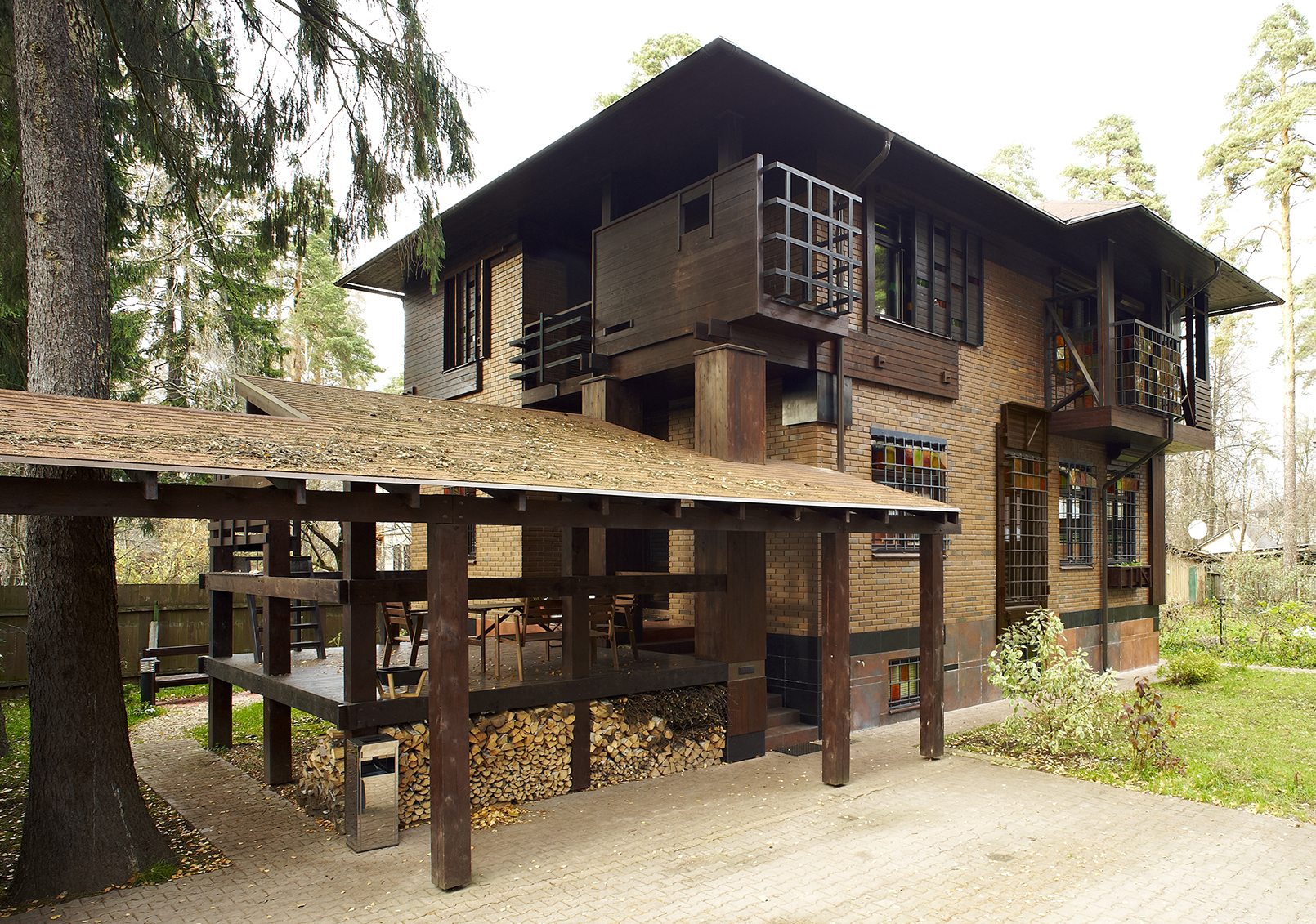 马蒙托夫卡的乡间新居,传统与现代的完美融合-13