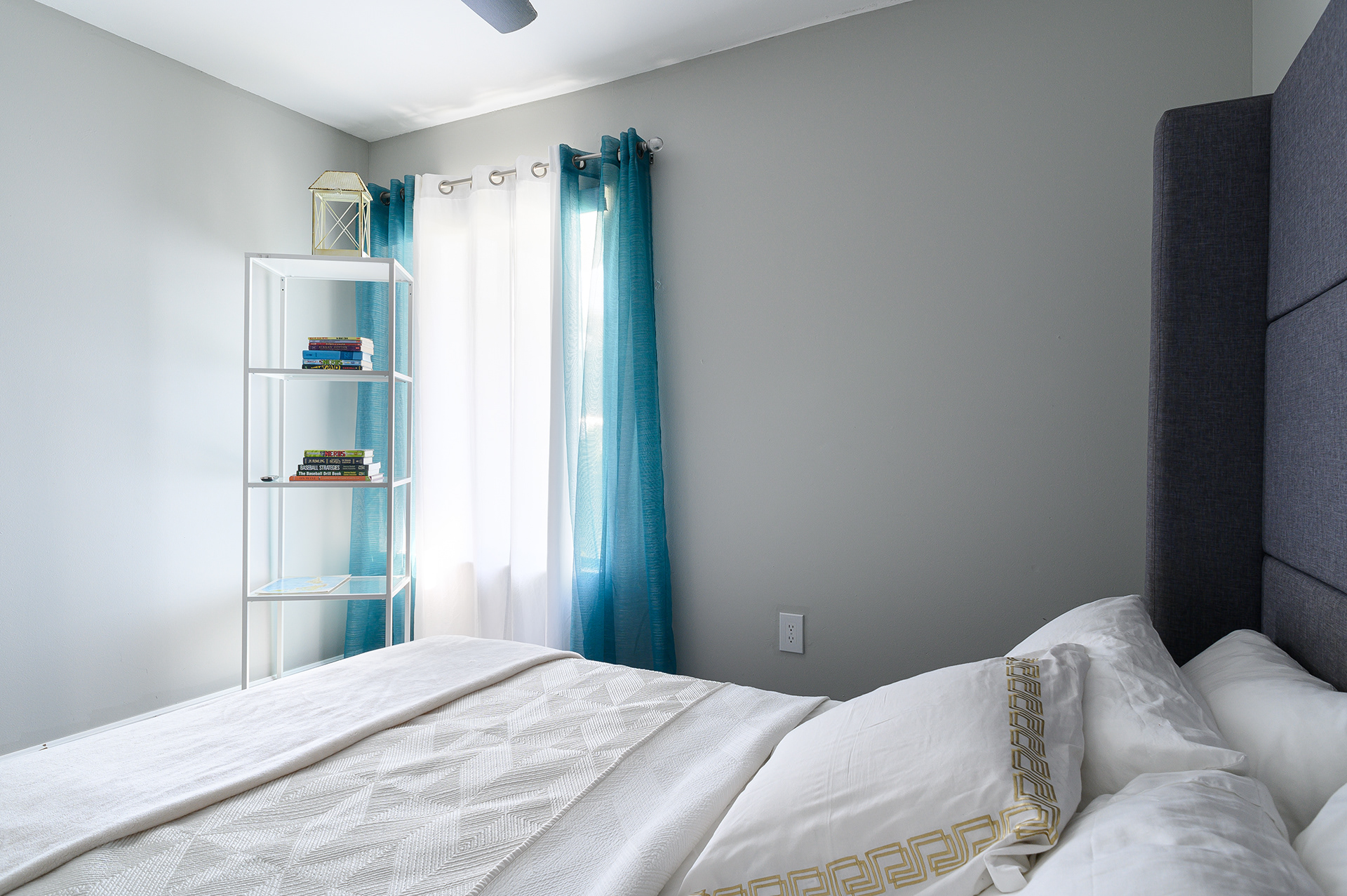 Complete Airbnb Listing 2-17