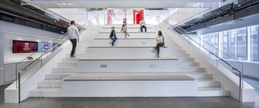 iHeartMedia 曼哈顿办公室的高科技工业风设计-7