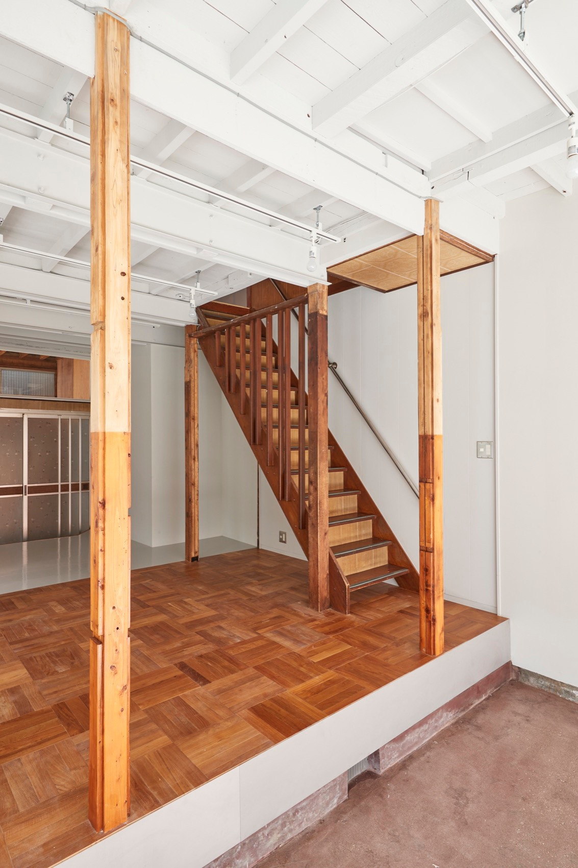 荒川之家，东京 / ROOVICE-43