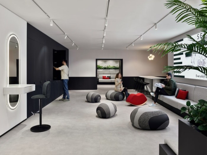 Sephora Offices - Istanbul | Office Snapshots-24