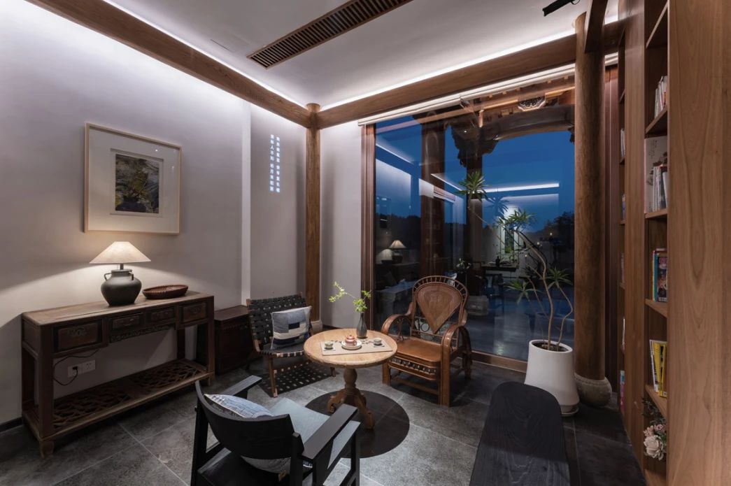 优昙谷民宿丨中国黄山丨行思设计-35