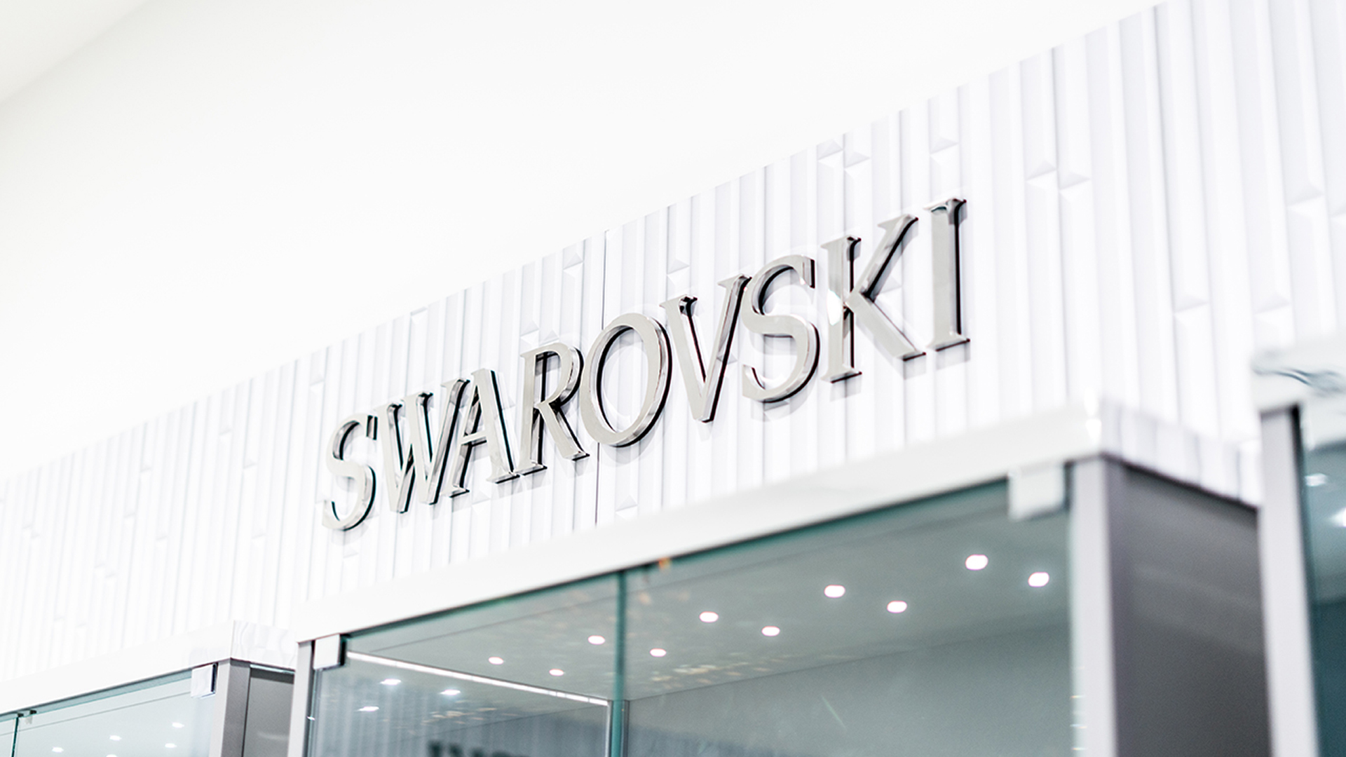 Swarovski Westfield Chermside Retail Fitout Brisbane | Unita-14
