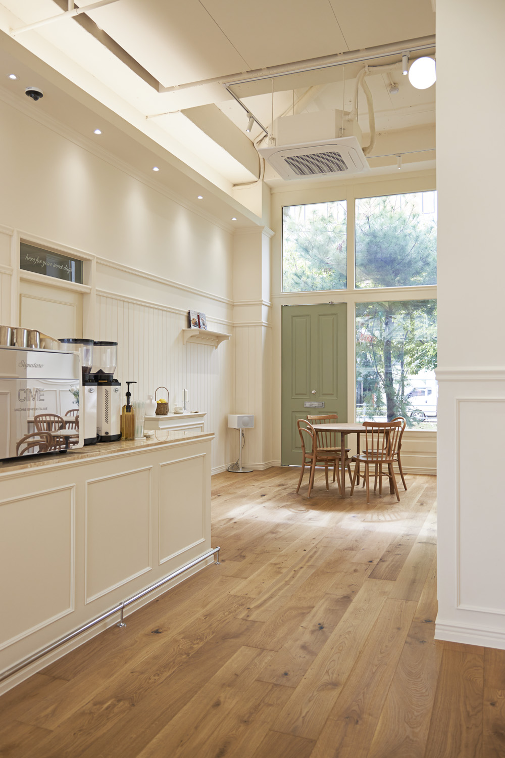 23 平米温馨金浦咖啡馆，白色木调打造舒适空间-14