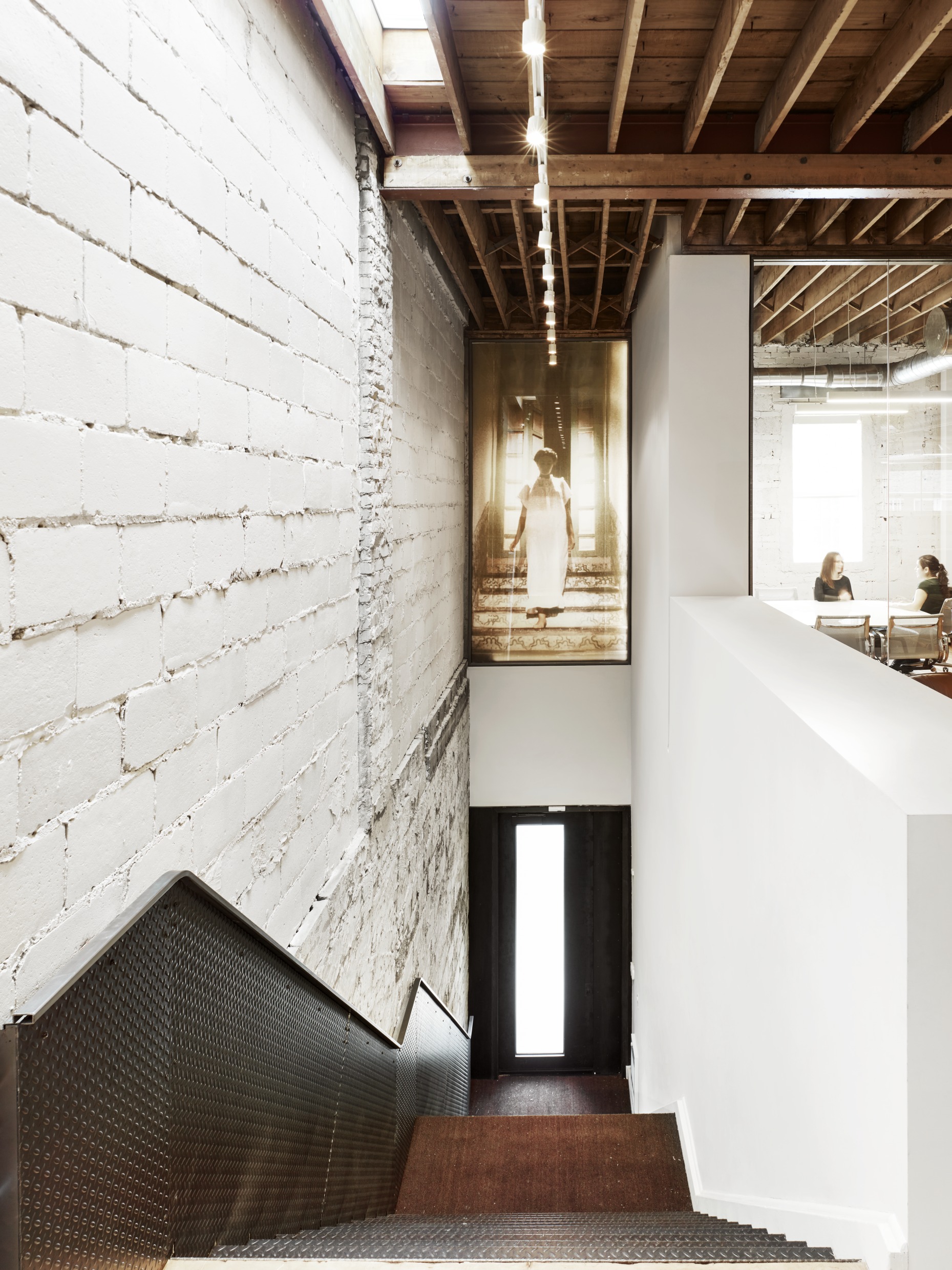 杂种媒体办公室（注：Mongrel可意为杂种、混血儿等，使用此词命名可能有特殊背景含义，如果有更具体语境可能会更精准） 丨加拿大多伦多丨Hariri Pontarini Architects-18