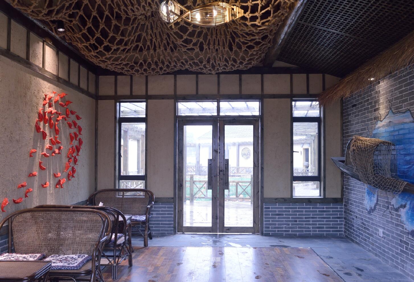 三瓜公社“山泉鱼内装”-1