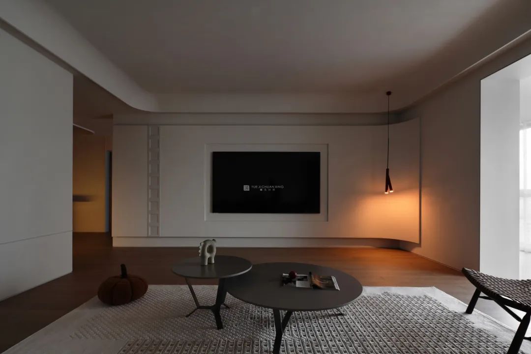 一抹嫣红 · 福建福州世贸茶亭臻园住宅设计丨中国福州丨樾幾川行-43