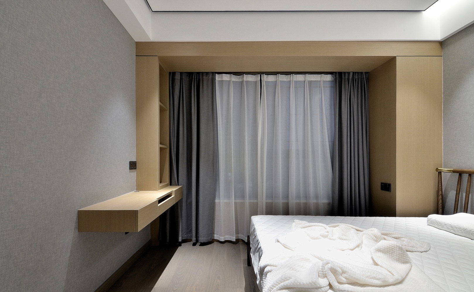 度半，远看东方近看无-48