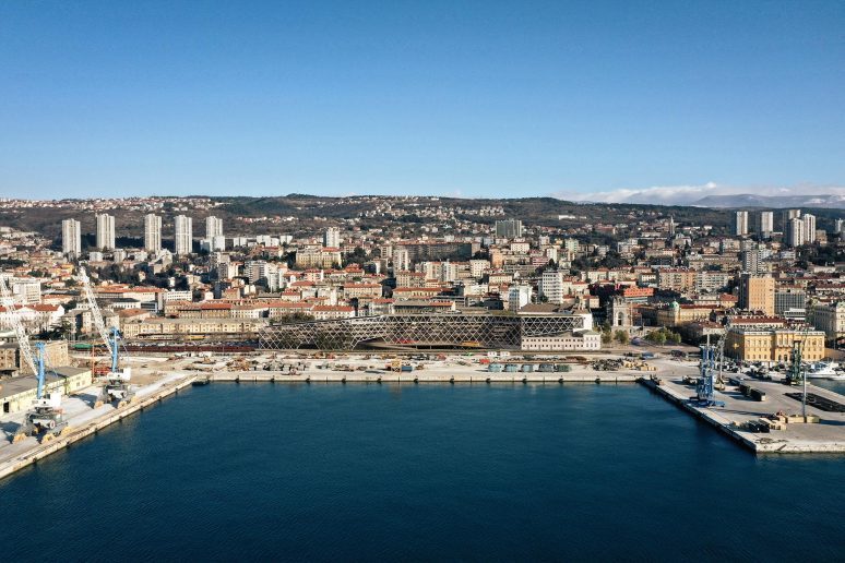 丨克罗地亚丨3LHD-33