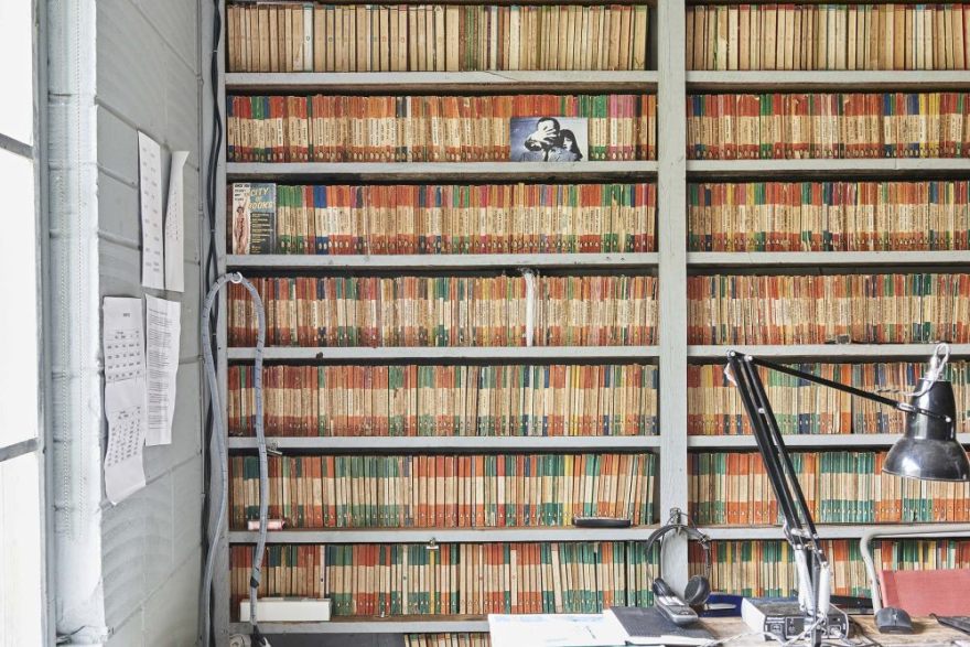 现代家居图书馆之美 | 精选五大家居设计案例-0