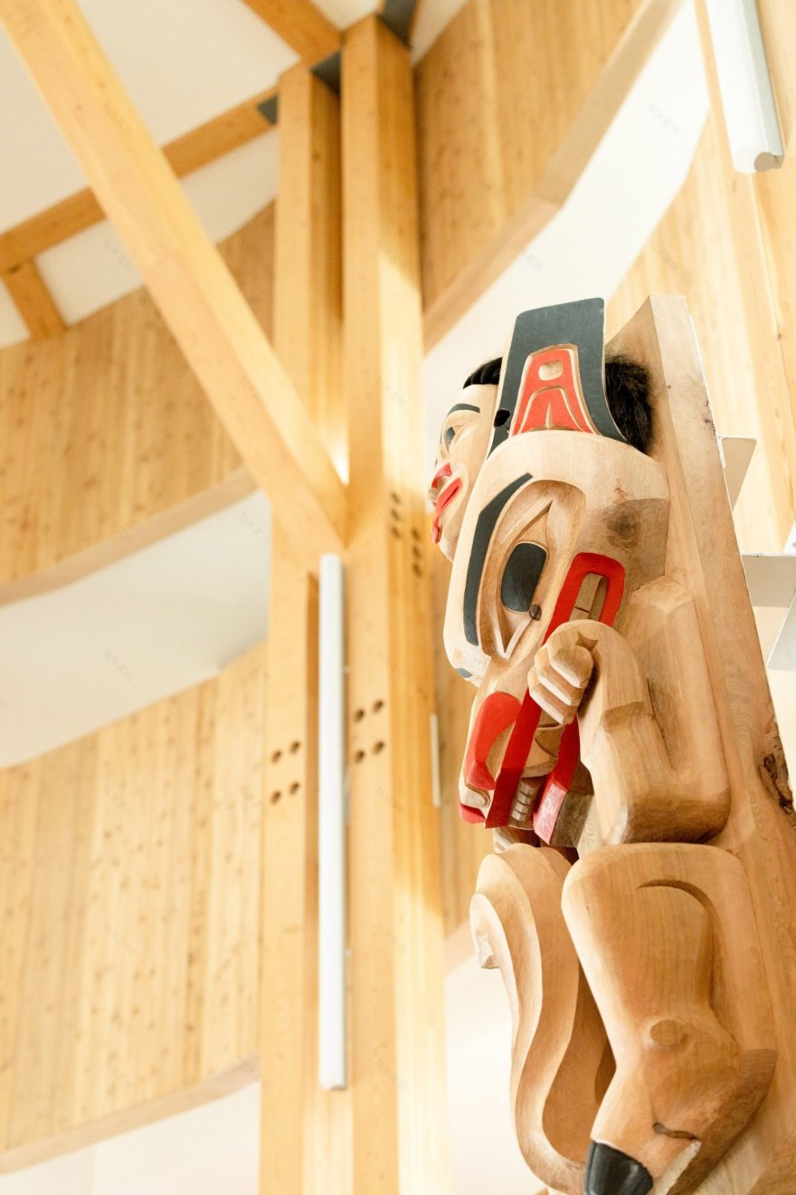 温哥华建筑团队打造原住民设计原则的加拿大学生公寓-19