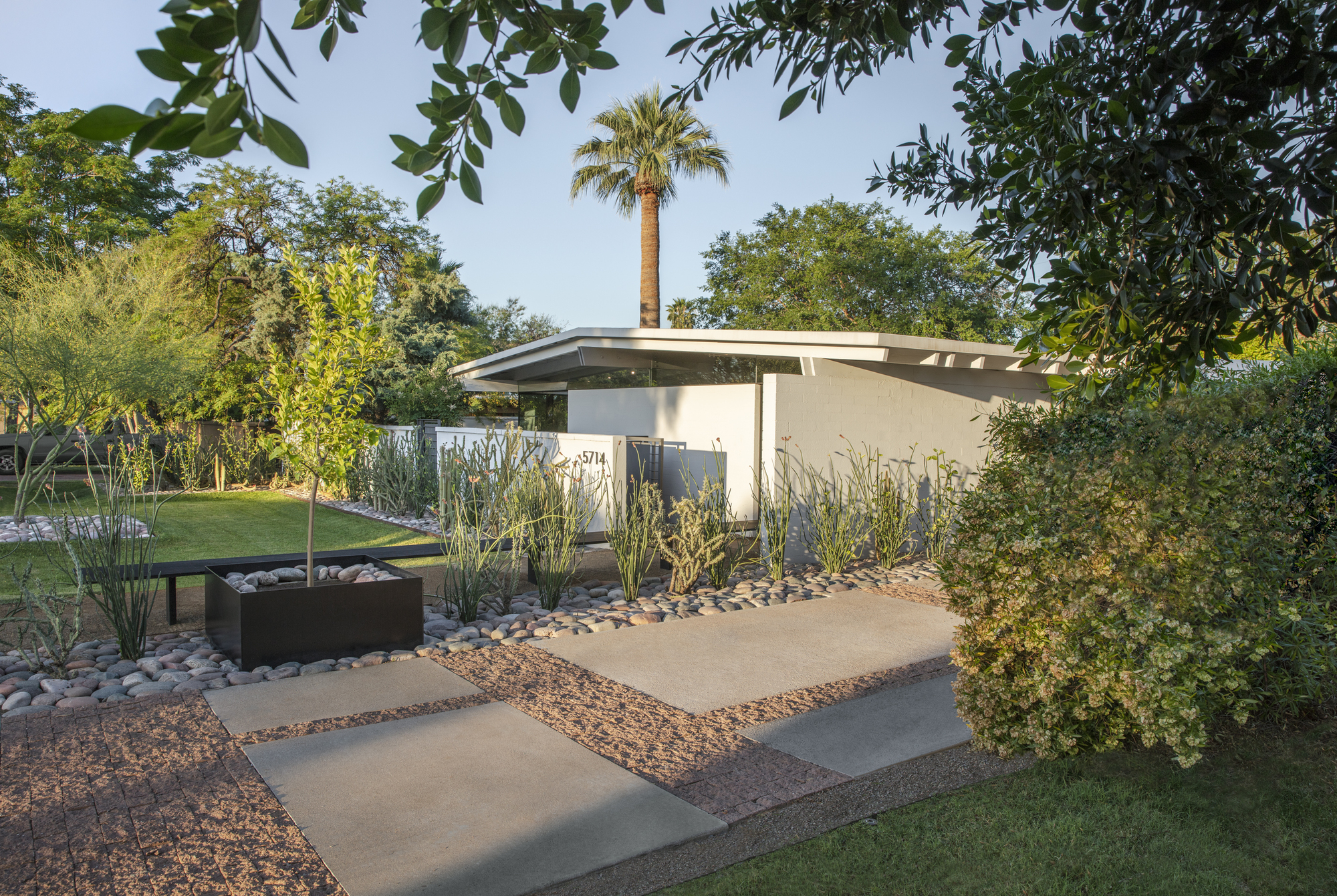 松村，哈弗之家改造丨美国丨Wendell Burnette Architects-11