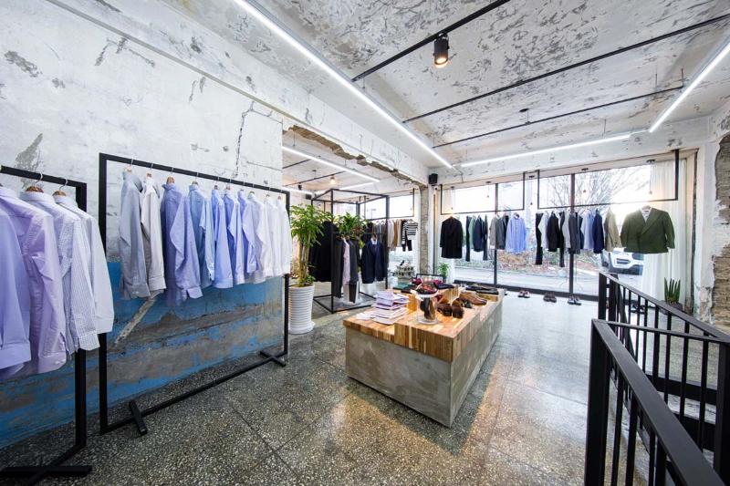 光之点睛，极简空灵的时尚店铺设计-7