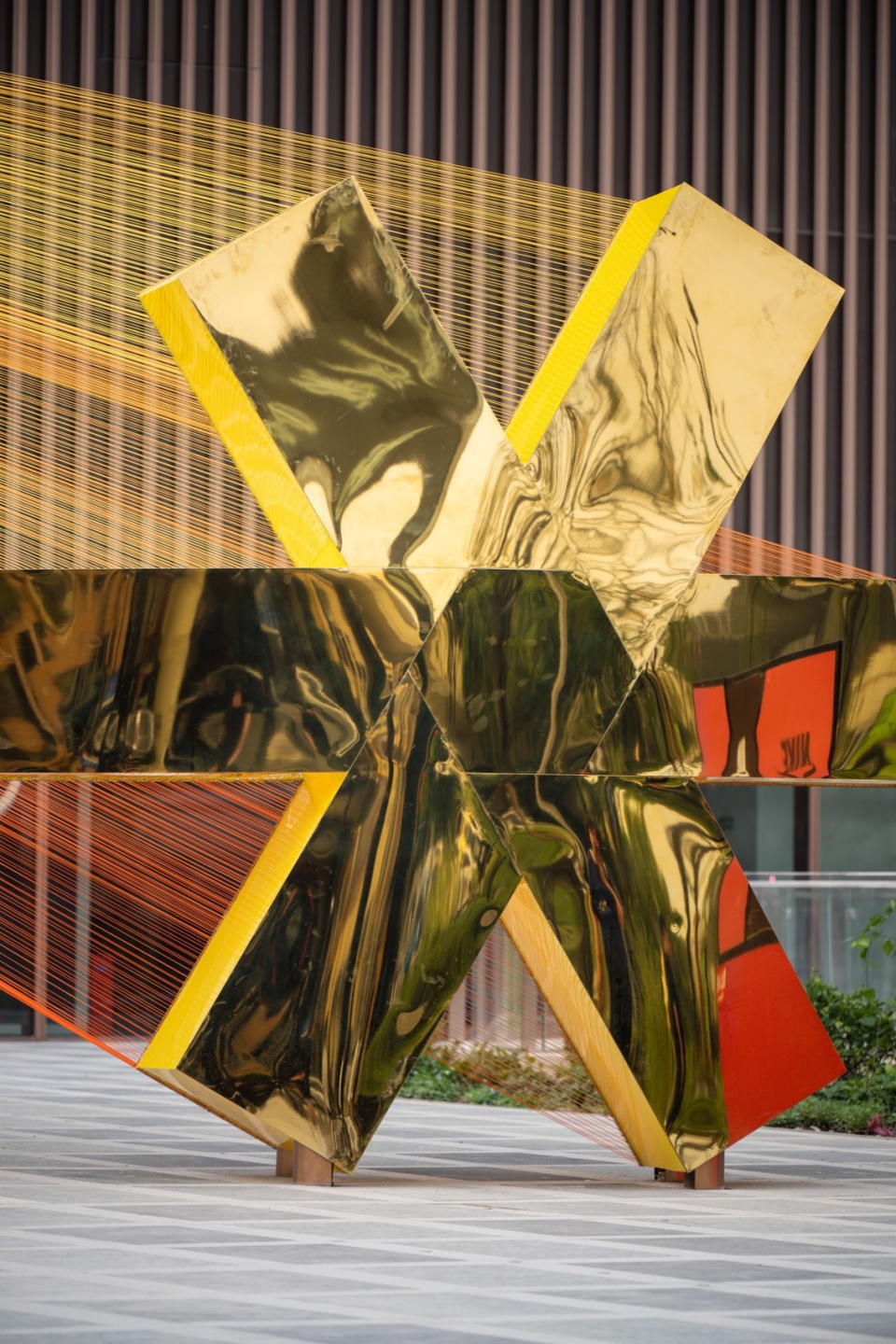 旋膜廊桥和六角金星丨中国上海丨众建筑,众建筑&友谊万岁-53