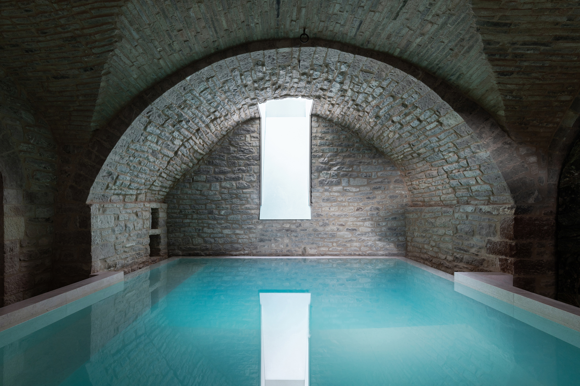 意大利 Assisi 历史中心别墅改造-31