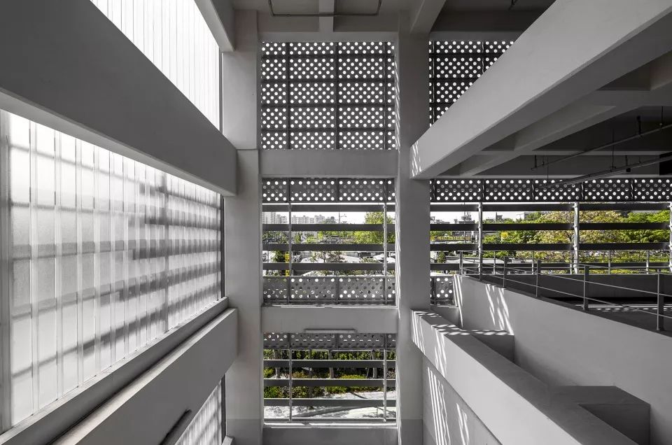 道峰山停车楼-42