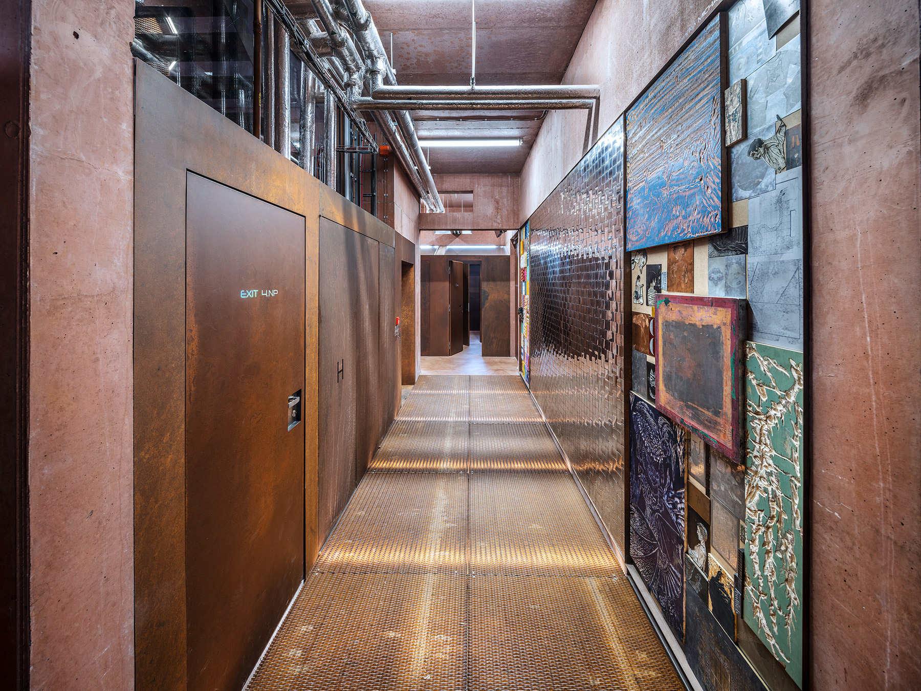 新舊共榮的城市典範：捷克舊磨坊改造，融合藝廊、教育中心、市民共享的文化場域 | FAM-53