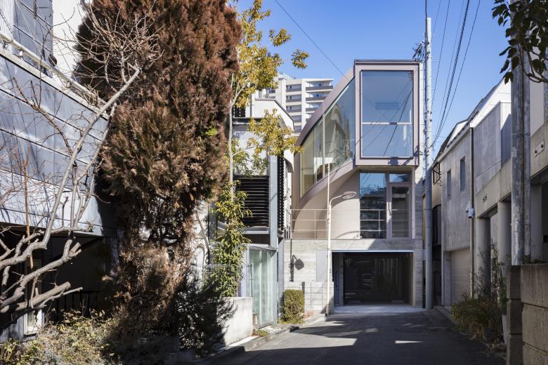 神宫前の踊居丨日本东京丨蘆田暢人建築設計事務所-0