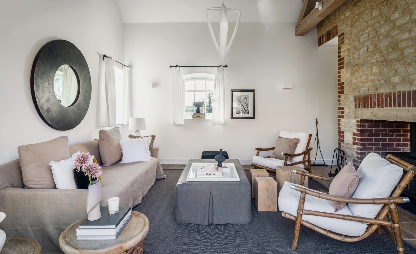 英国乡村与城市结合的居住空间丨Kelly Hoppen-14