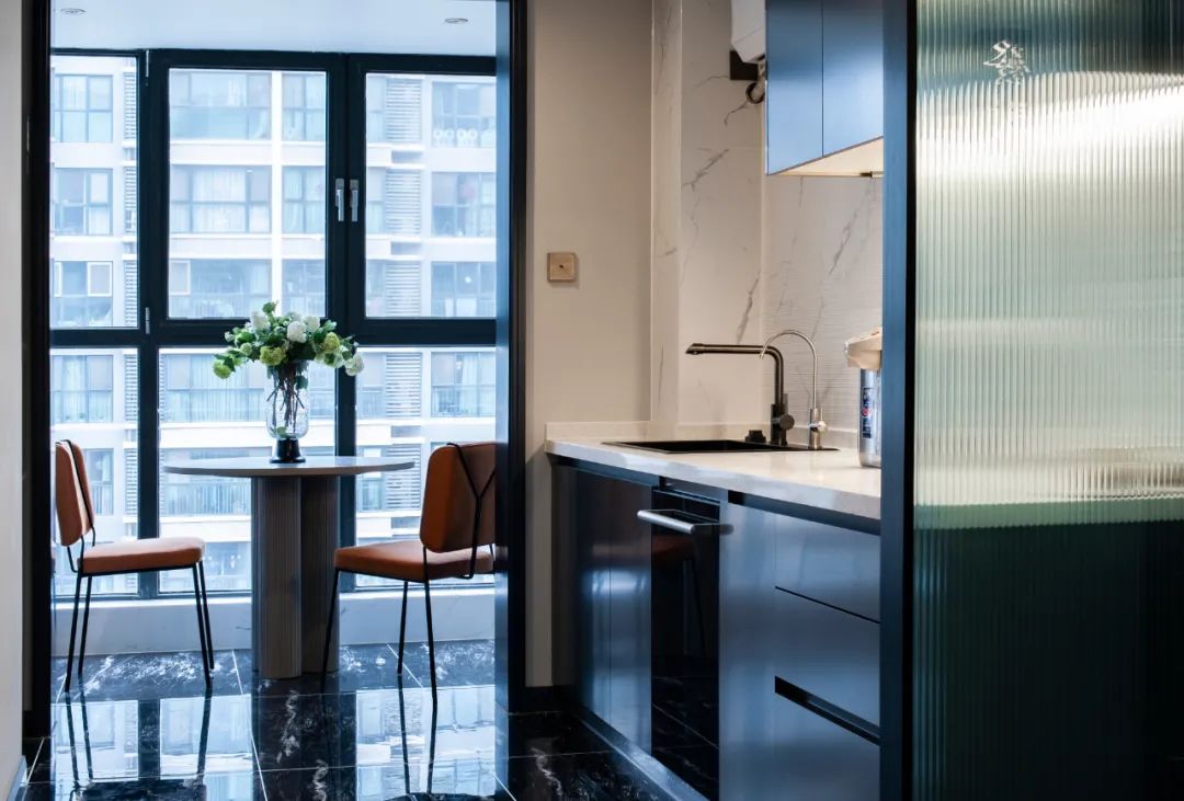 融合摩登与复古，打造温馨宜居空间-108