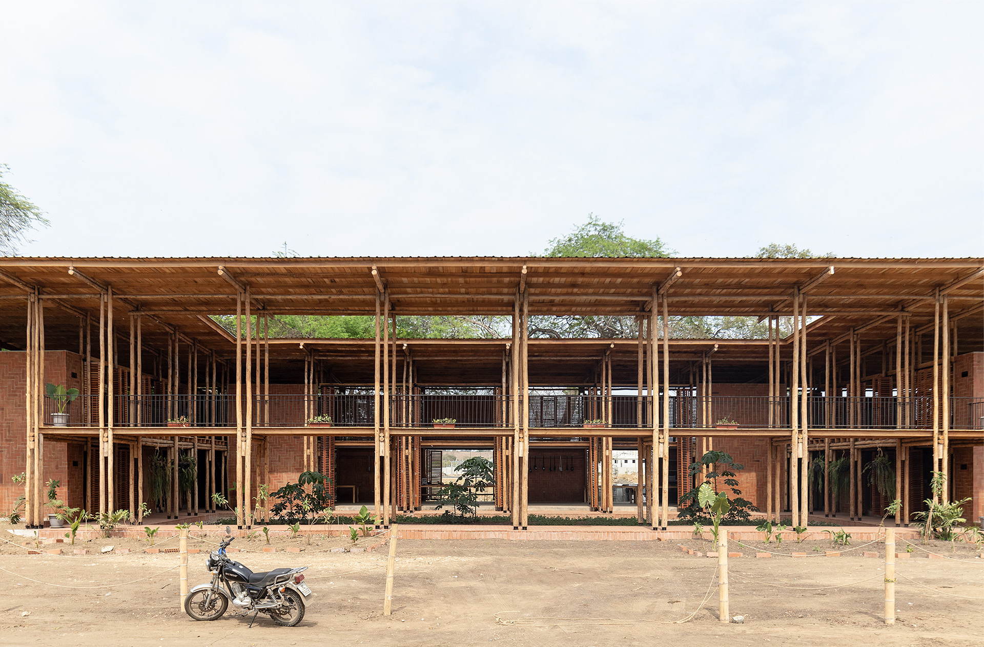 Community Productive Development Center Las Tejedoras / Natura Futura Arquitectura + Juan Carlos Bamba-12