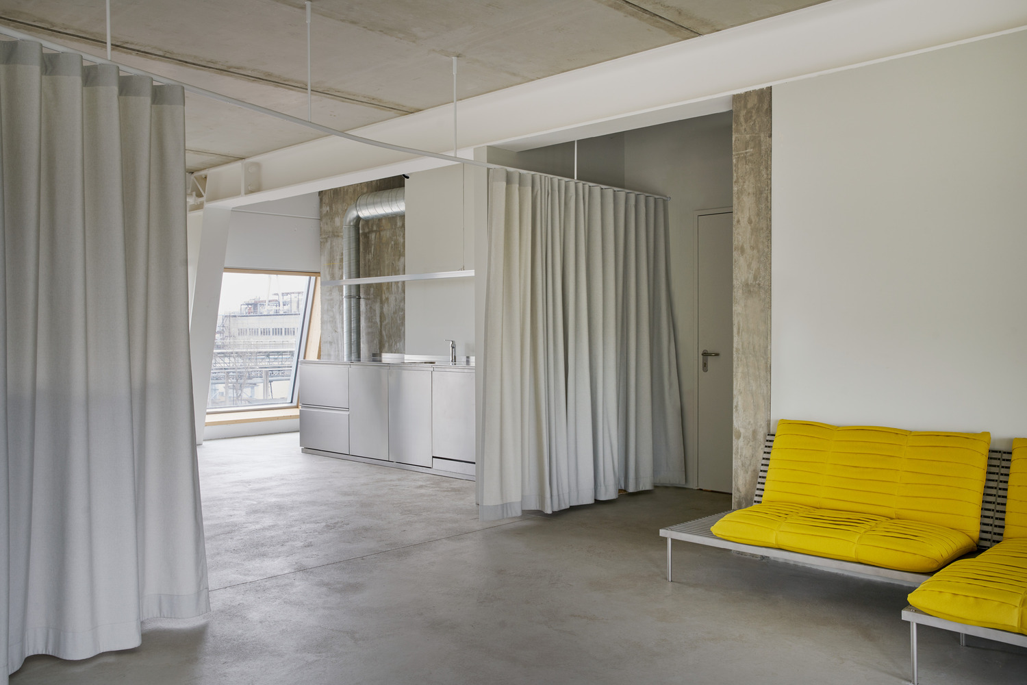 德国工业与休闲多功能空间-11