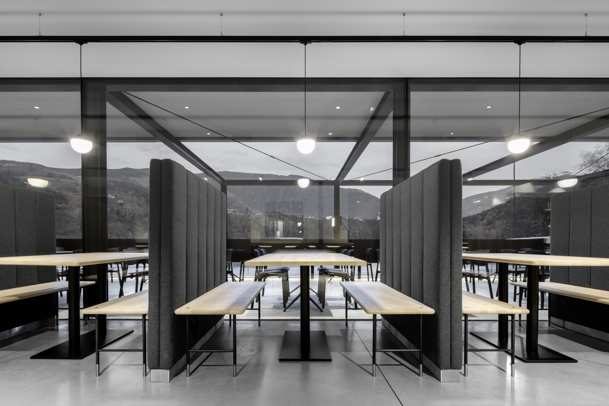 Putzer Restaurant & Hotel Renovation / Markus Hinteregger + Elias Lahner-22