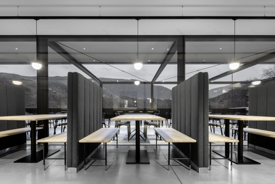Putzer Restaurant & Hotel Renovation / Markus Hinteregger + Elias Lahner-22