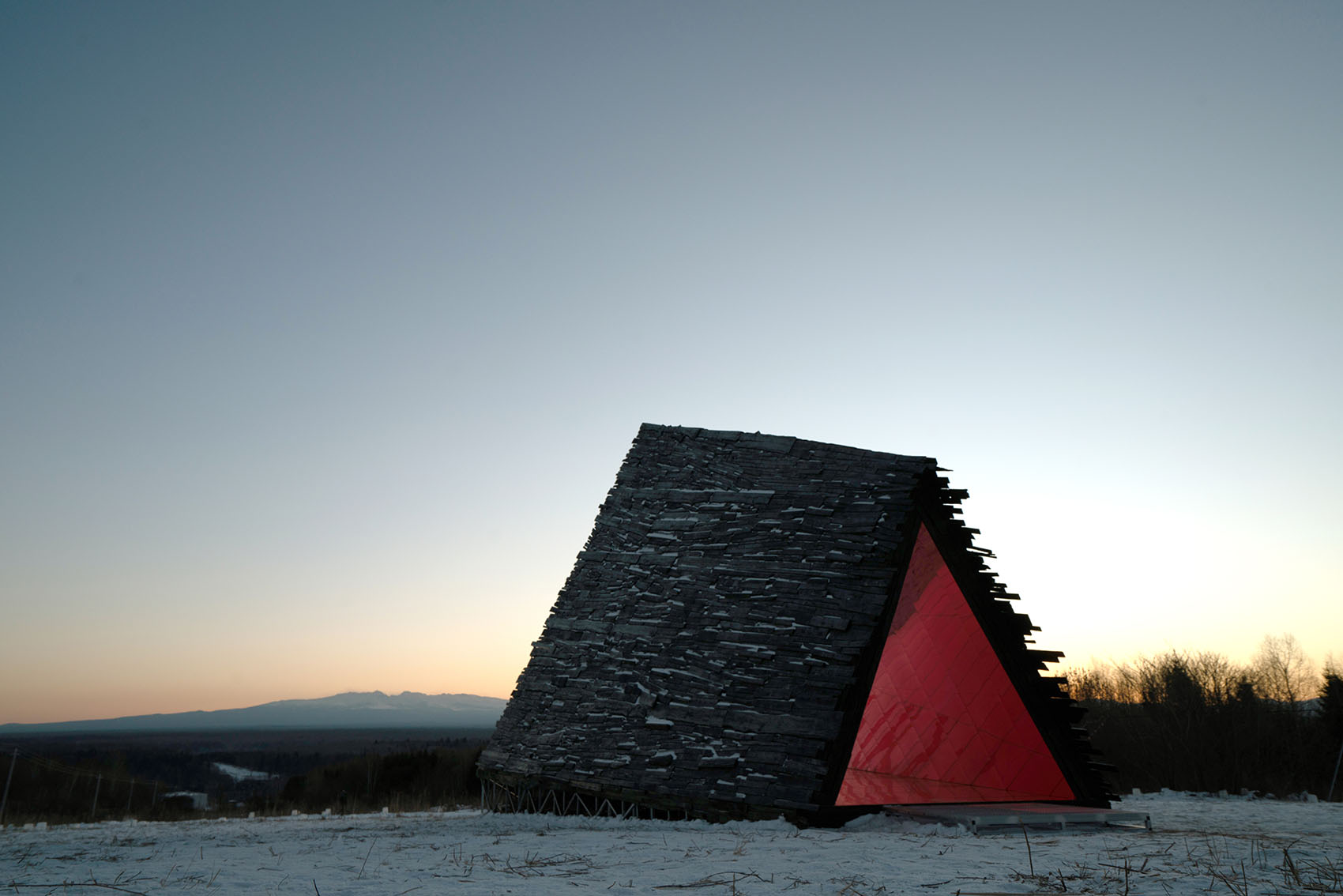 观山见己 – 长白山脚下的“棱镜庇护所”丨中国白山丨数石space10工作室-37