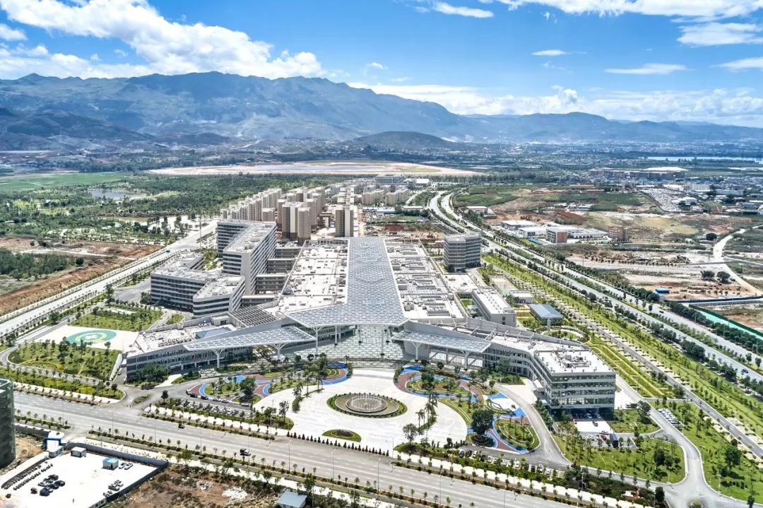 滇南中心医院 | 模块化设计，生态蜂窝建筑-32