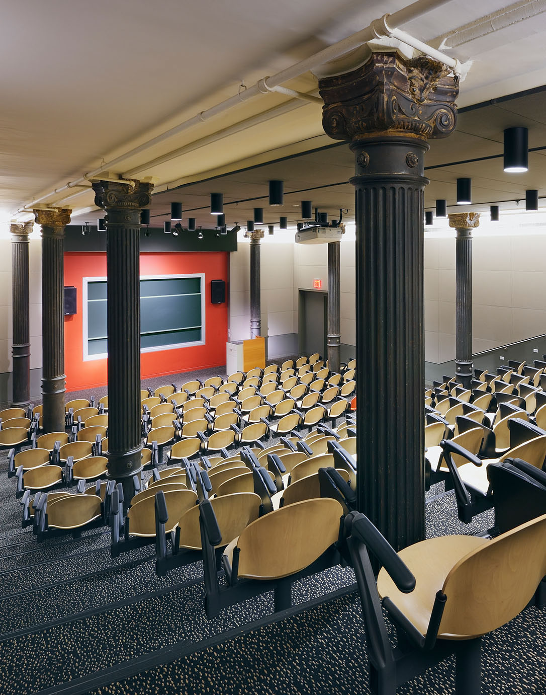 纽约大学政治经济系办公室设计-4