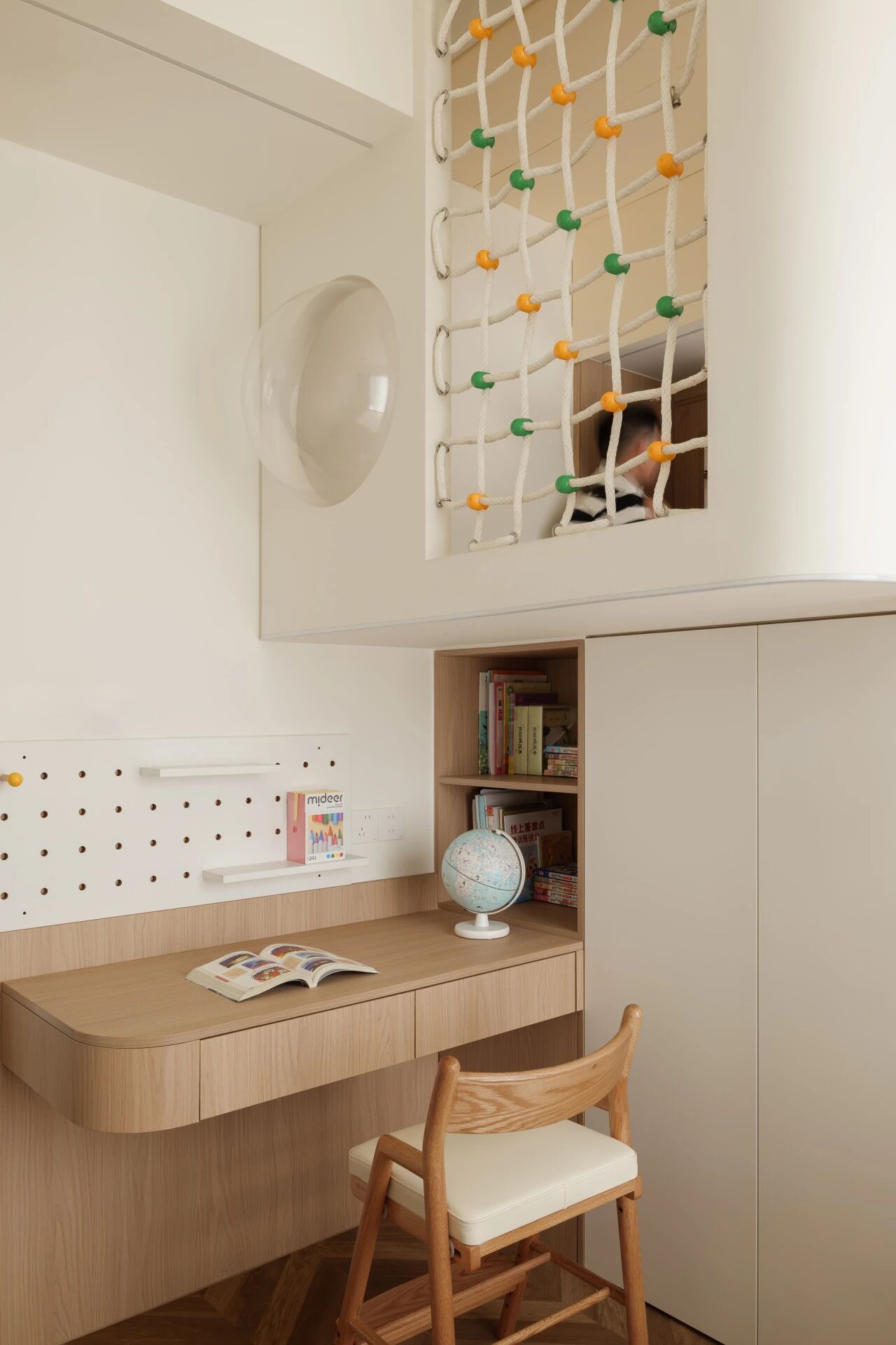 SA实景  一个会“生长”的家，用原木与暖白书写亲子陪伴的诗_20250929-38