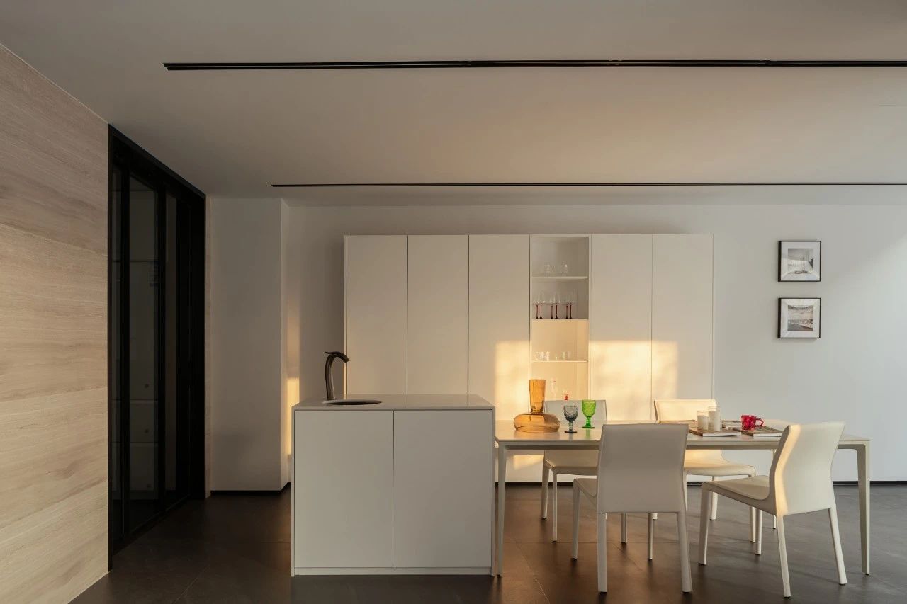 嘉定区“重塑光影”美学别墅丨中国上海丨王磊-47