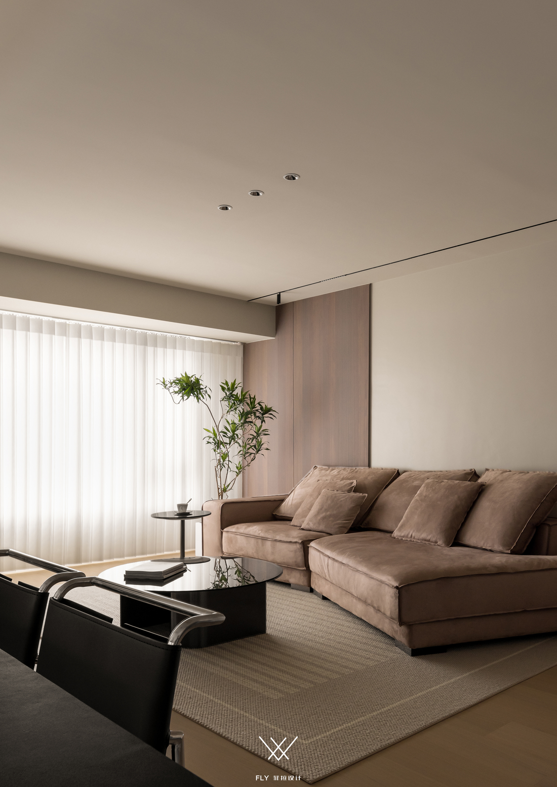 独居者的自由空间 · 开放式客厅与餐厨区的创新设计-18