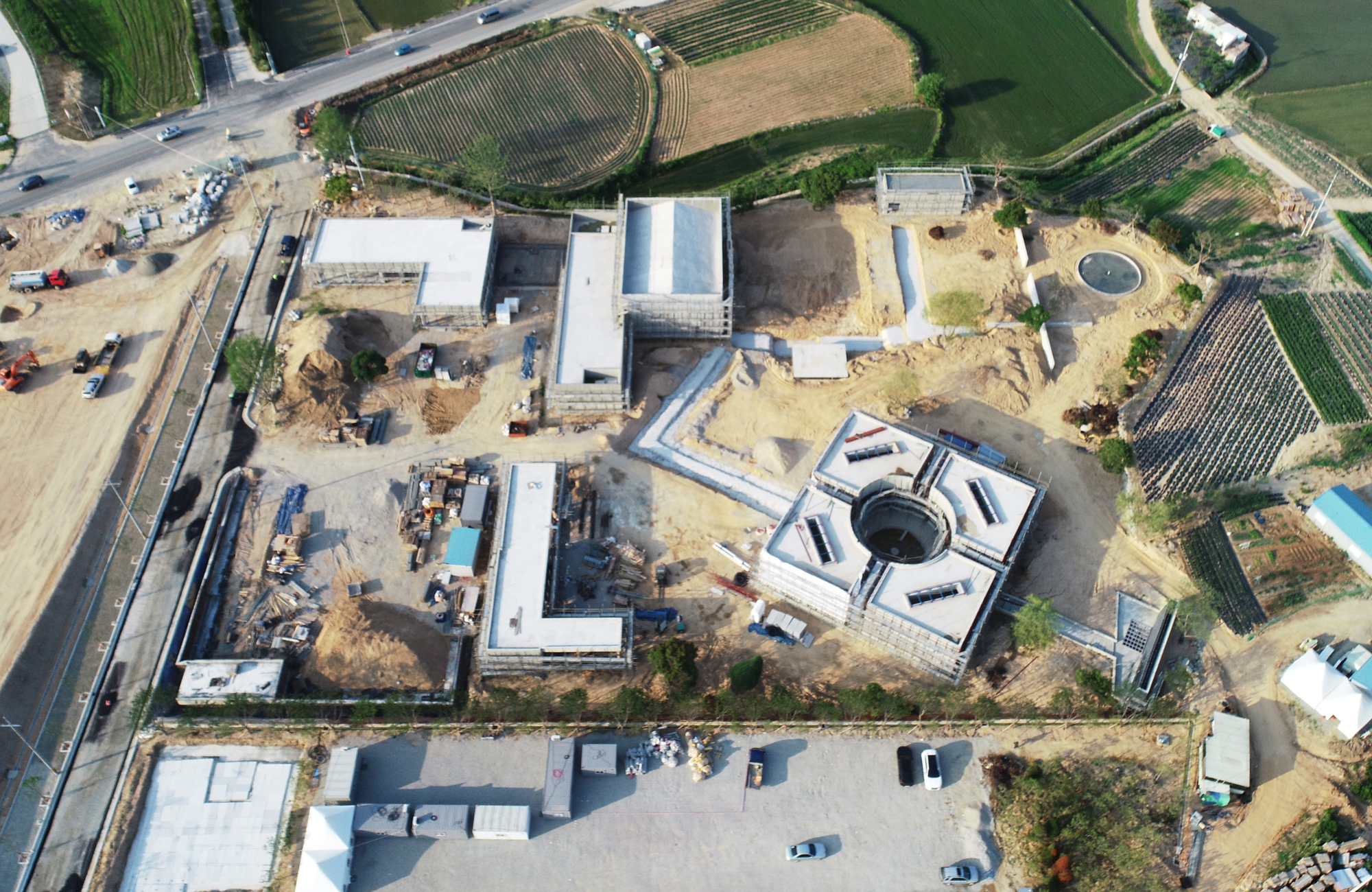 Complex Cultural Space ‘Mon Amour’ / HBA-rchitects-36