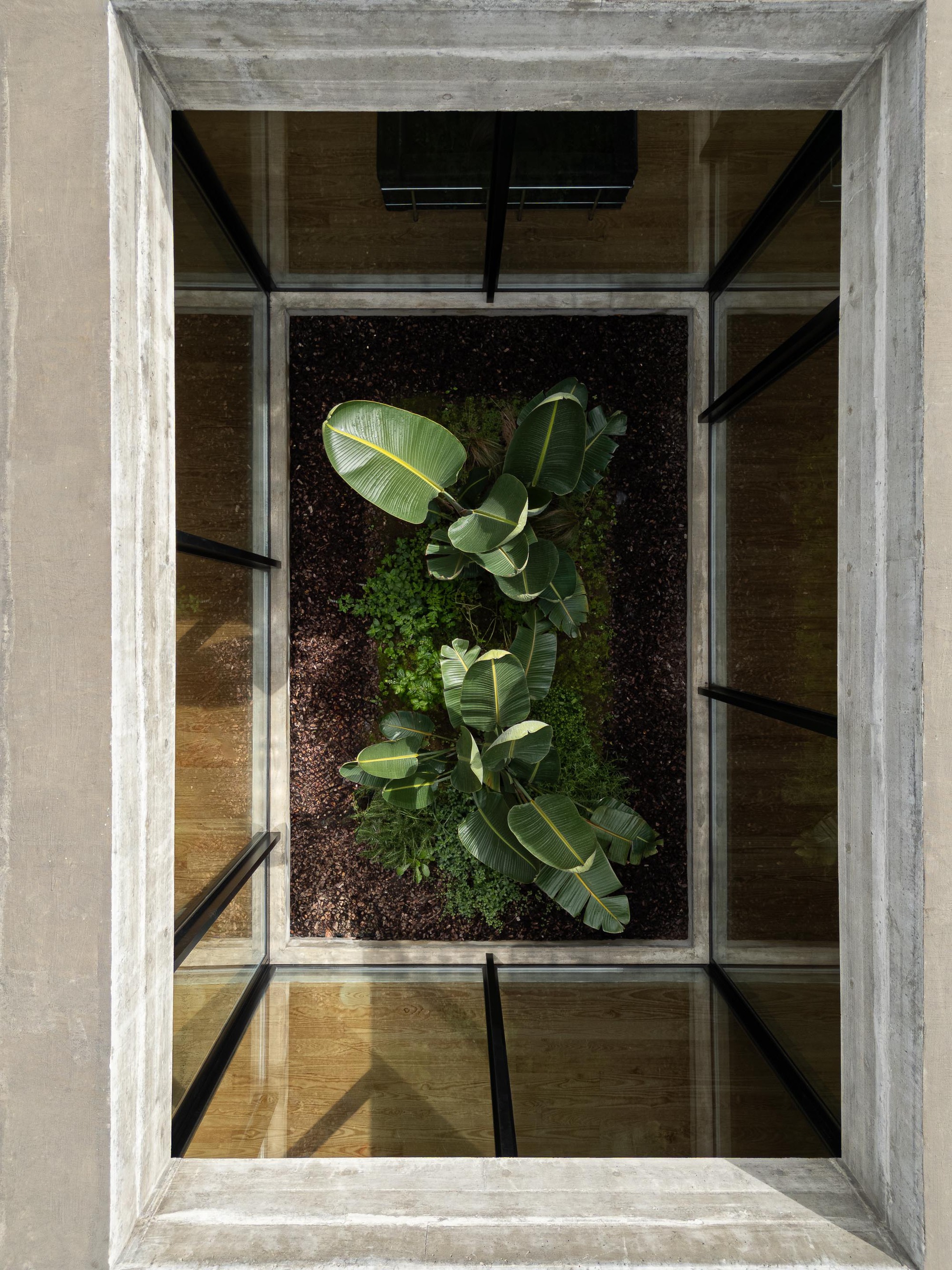 众议院CR(注:CR可能有多种含义,常见的有Continuing Resolution 即持续决议案,但由于缺乏具体语境,无法准确判定CR的意思这里按照信息提供流程,先给出此翻译,若CR有更准确的对应意思,可结合准确语境再次询问) 丨葡萄牙丨SO Arquitetura & Design-63