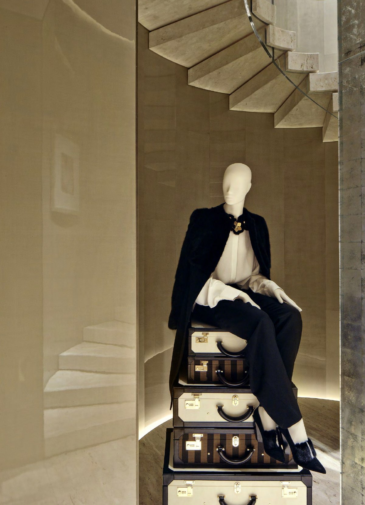 米兰 Fendi 旗舰店-14