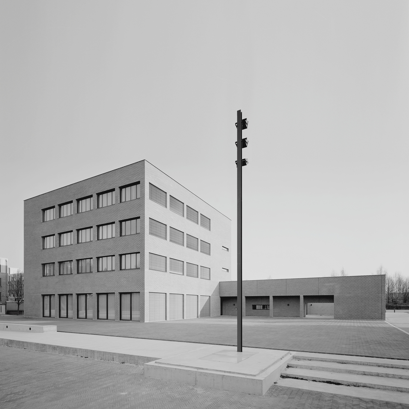 荷兰开放大学总部 | 传统概念与现代空间的和谐统一-10